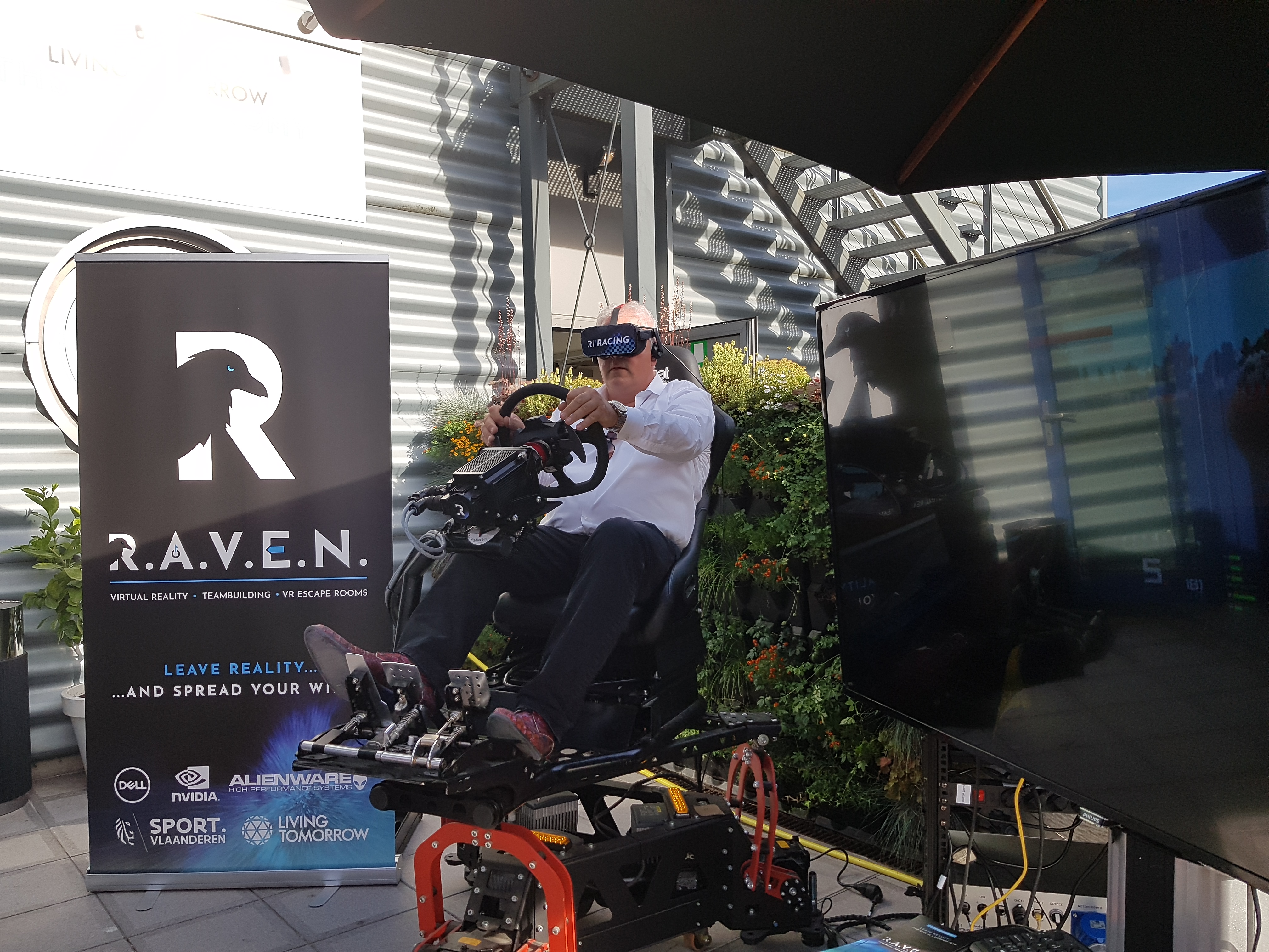 raven racing seat LT event buiten