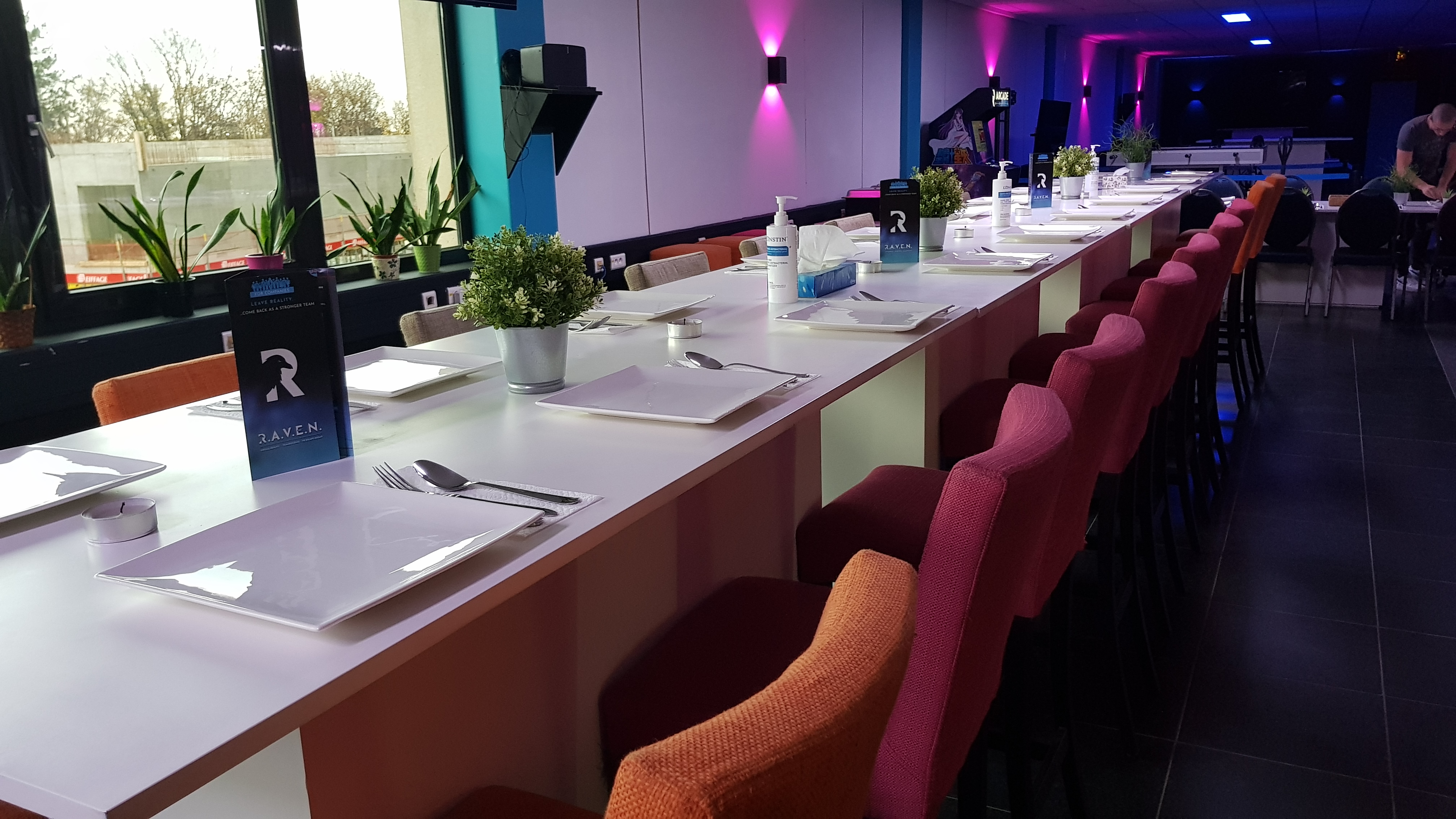 RAVEN Party hall catering event