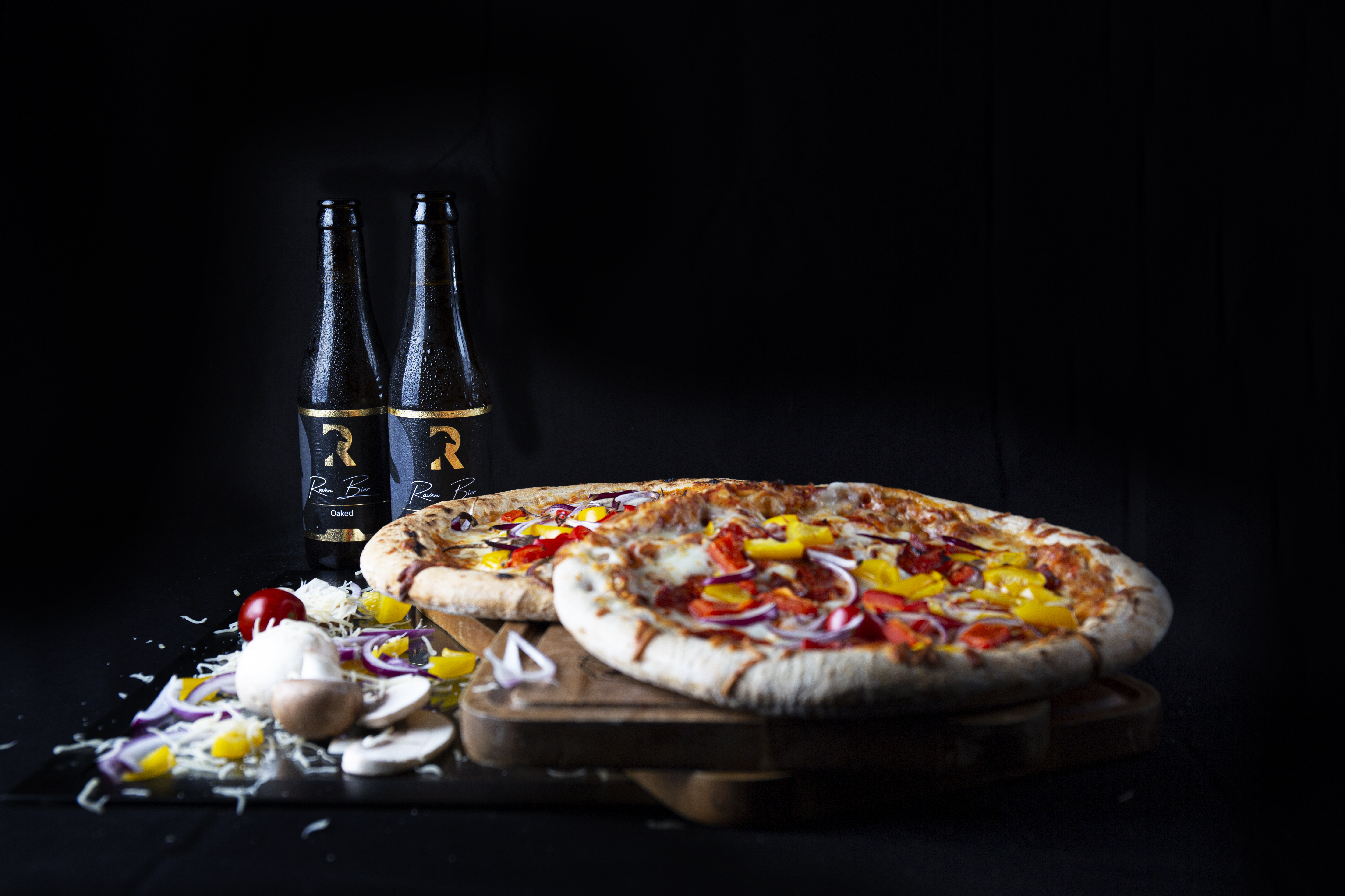 RAVEN pizza buffet/RAVEN beer